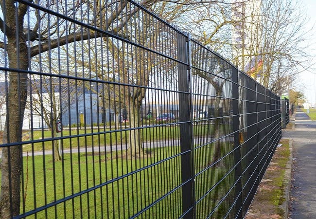 Choose BDFence as Your Wire Fence Supplier