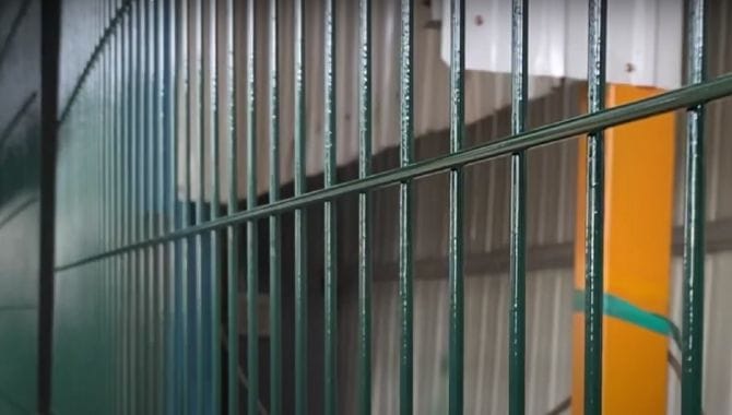 Mesh Fence Production